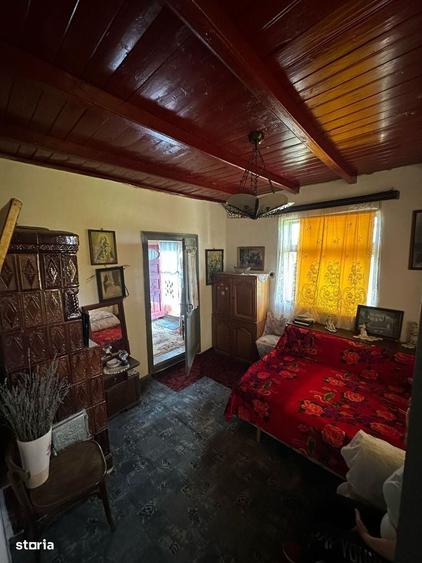 Casă cu 4 camere cu Teren 1422 Mp în Alexeni