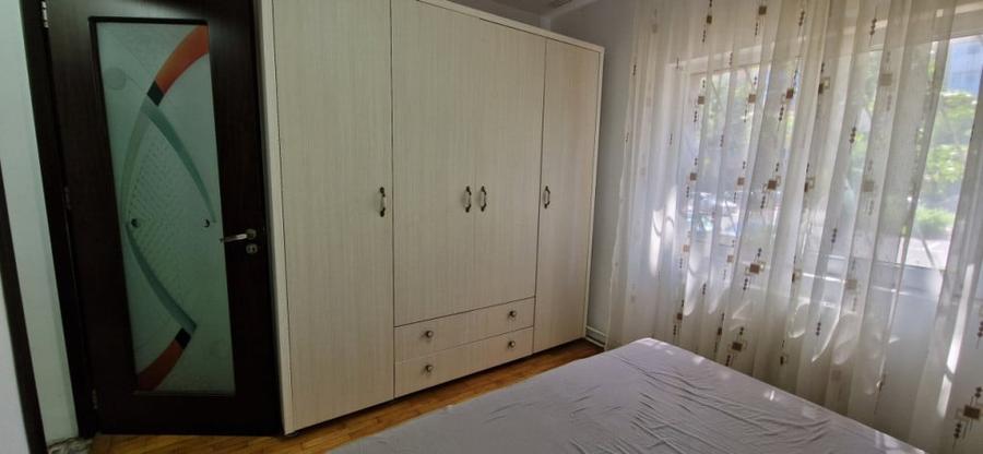 Apartament 2 camere, 43 mp, zona Craiovi?a - 1
