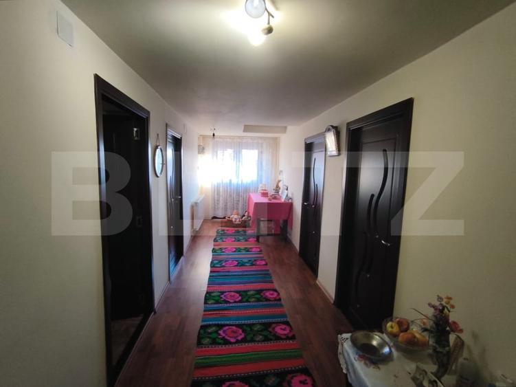 Casă individuală cu 4 camere cu Teren 2000 Mp în Exterior Est