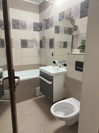Apartament cu 2 camere decomandat în Ozana