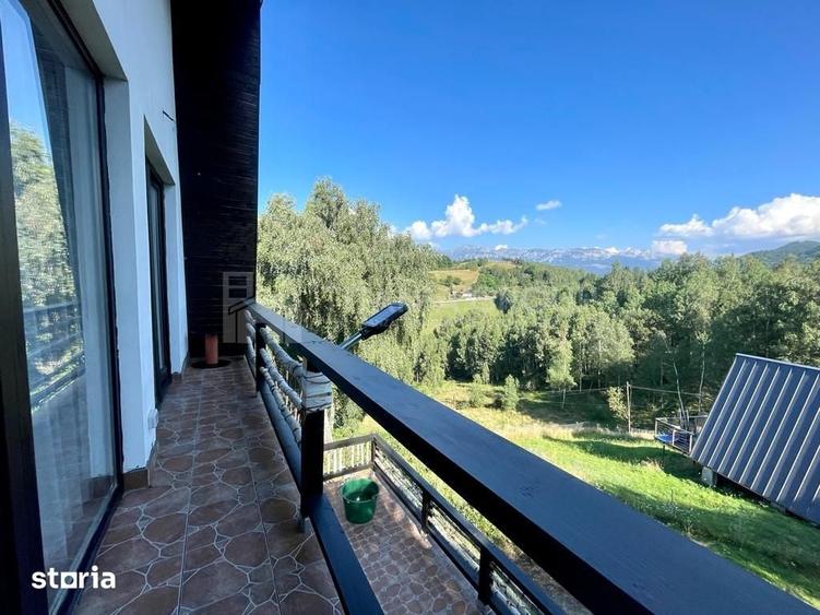 Casă cu 4 camere cu Teren 1480 Mp în Moieciu