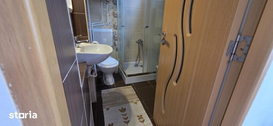 Casă cu 3 camere cu Teren 141 Mp în Central