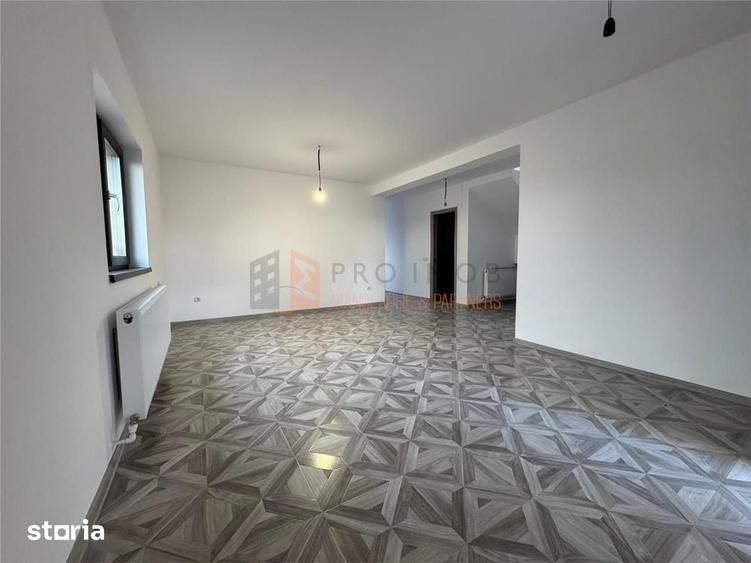 Casă cu 5 camere cu Teren 500 Mp în Stâlpu