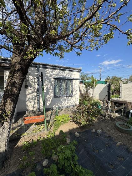 Casă cu 3 camere în Centură