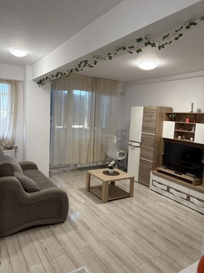 Apartament cu 2 camere decomandat în Militari