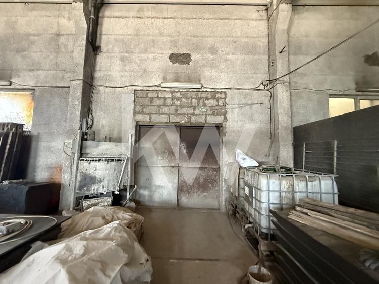 Spațiu industrial, de 700 mp, în Uzina 2