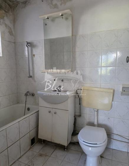 Apartament cu 3 camere decomandat în Faleza Nord