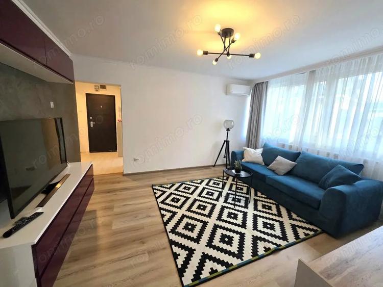 Apartament cu 3 camere semidecomandat, mobilat în Știrbei Vodă