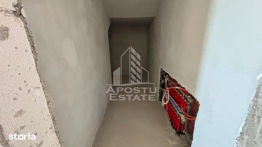 Casă cu 4 camere cu Teren 333 Mp în Lipovei