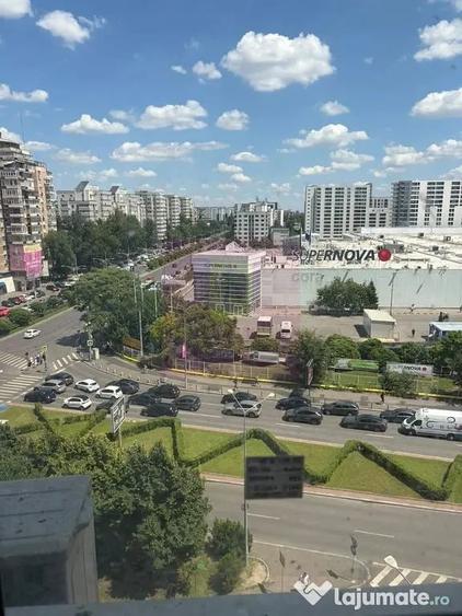 Apartament cu 4 camere decomandat în Lujerului