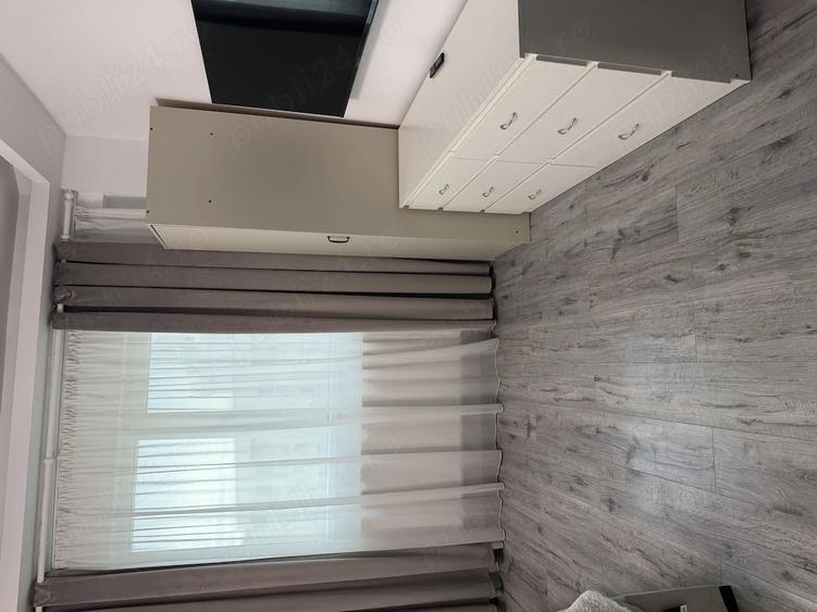 Apartament cu 3 camere semidecomandat în Tineretului
