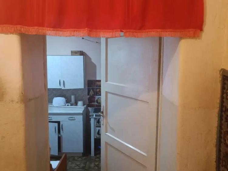 Casă cu 2 camere în Central