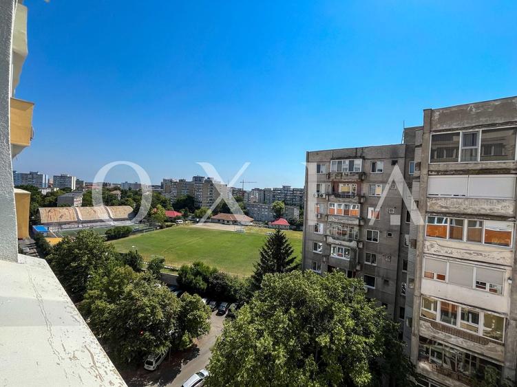Apartament cu 3 camere semidecomandat, mobilat în Gheorghe Lazăr
