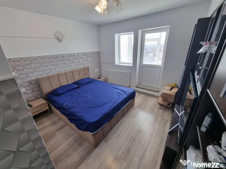 Apartament cu 3 camere decomandat, mobilat în Trocadero
