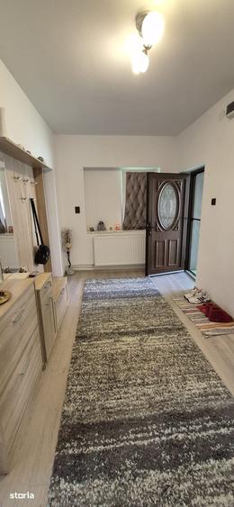 Casă cu 3 camere cu Teren 1165 Mp în Gârdani