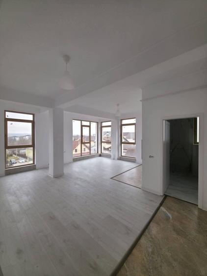 Apartament cu 3 camere în Șelimbăr