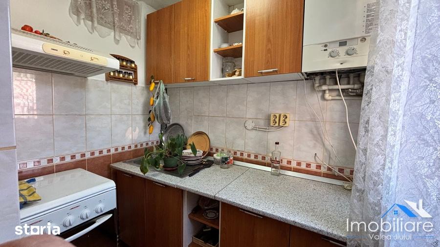 Apartament cu 2 camere semidecomandat în Petros