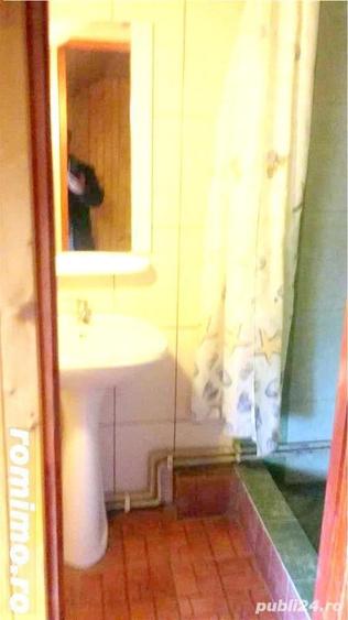 Casă cu 5 camere în Buziașului