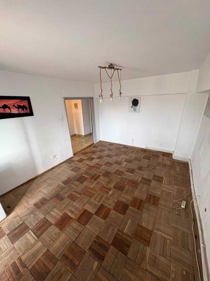 Apartament cu 3 camere decomandat în Ultracentral