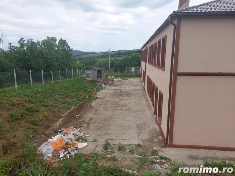 Casă cu Teren 1971 Mp în Central