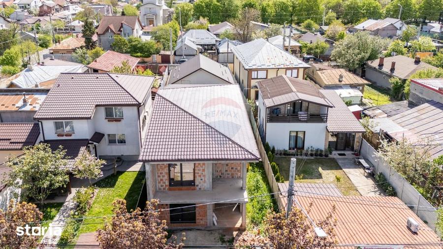 Casă cu 5 camere cu Teren 264 Mp în Central