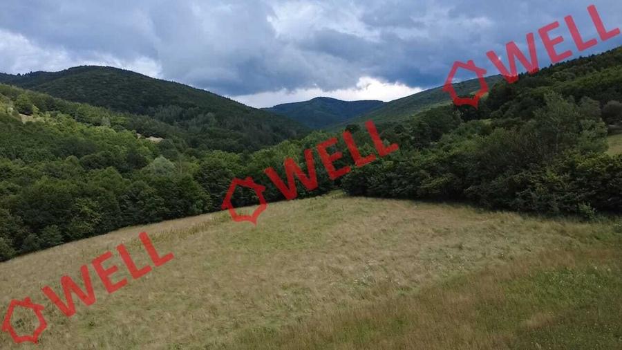 Teren extravilan de 1800 mp, în Malnaș