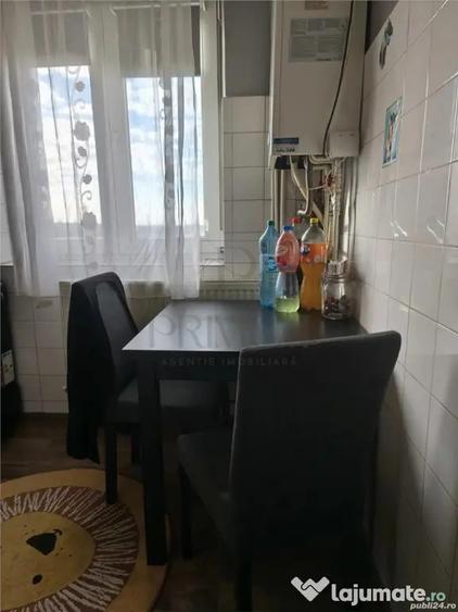 Garsonieră decomandată, mobilată în Blașcovici