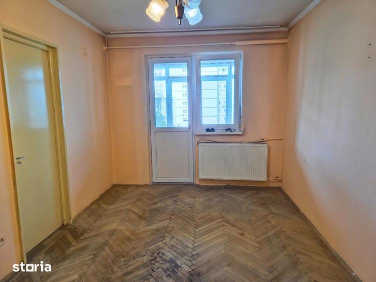 Apartament cu 2 camere semidecomandat în Ostroveni