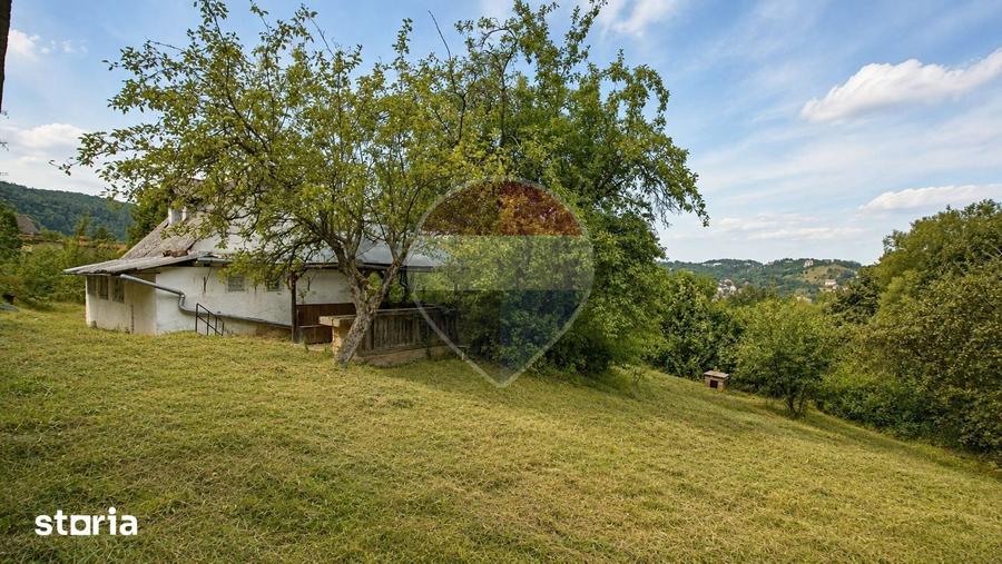 CASA CU GRADINA DE 1.498 MP | 3 FRONTURI STRADALE | SCHEII BRASOVULUI - 16