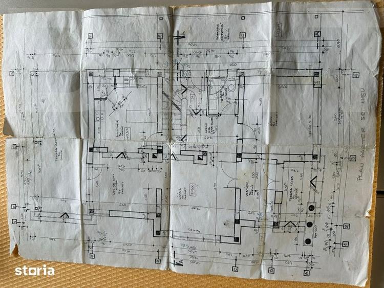 Casă cu 5 camere cu Teren 430 Mp în Coșteiu