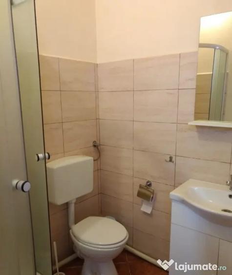 Apartament cu 2 camere decomandat în Semicentral