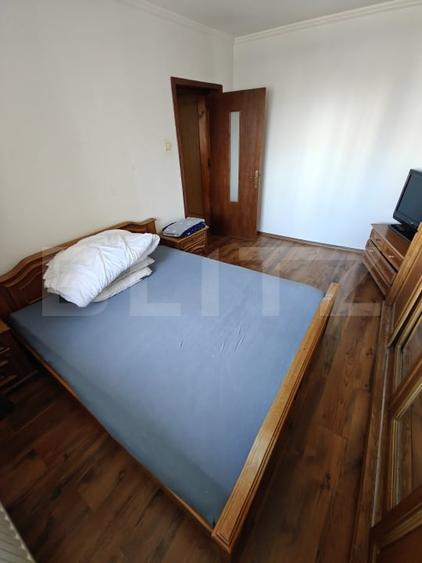 Apartament cu 4 camere decomandat, mobilat în Ultracentral