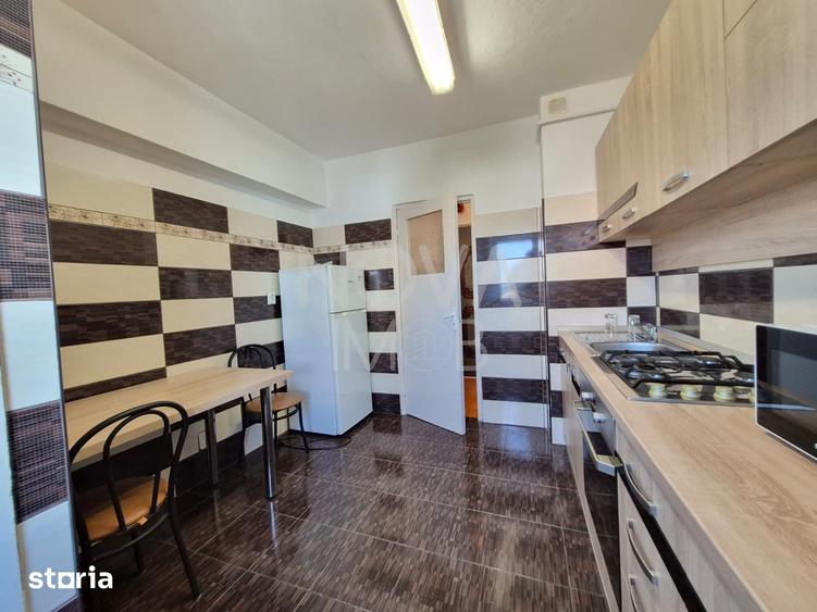 Apartament cu 2 camere decomandat în Mihai Viteazul