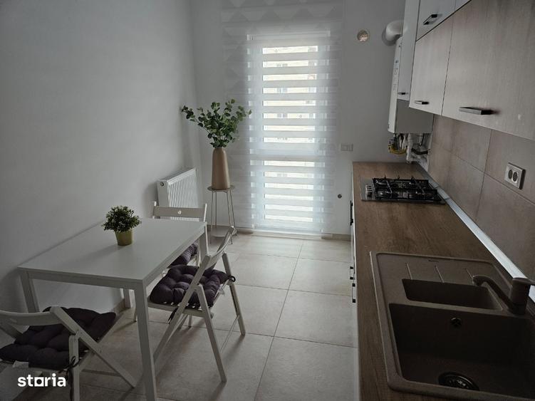 Apartament cu 2 camere decomandat în Berceni