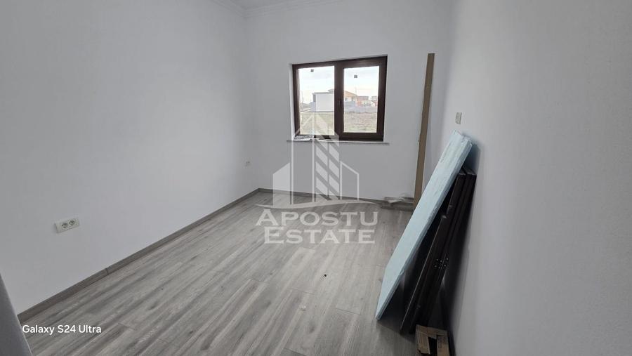 Duplex cu 5 camere cu Canalizare în Giarmata