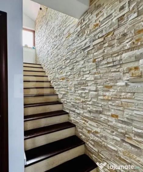 Casă cu 3 camere cu Teren 340 Mp în Semicentral