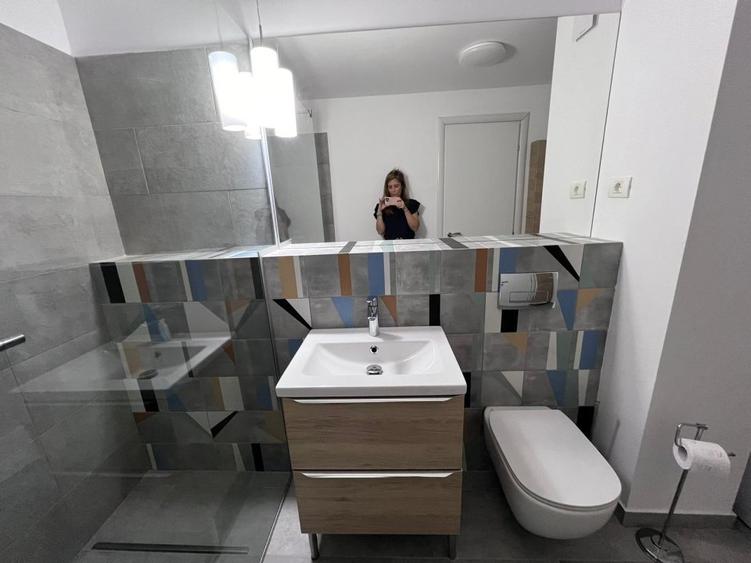 Apartament cu 2 camere decomandat, mobilat în Banu Manta