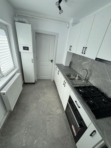 Garsonieră decomandată în Căzănești (Ghioroiu)