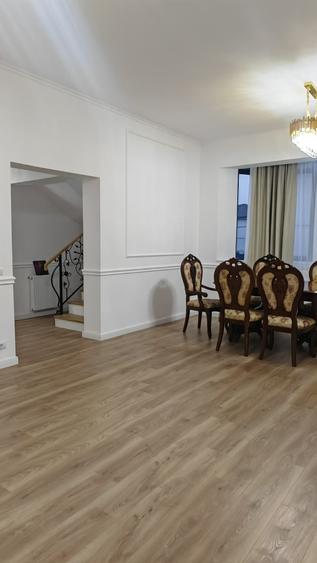 Casă cu 4 camere cu Canalizare în Snagov