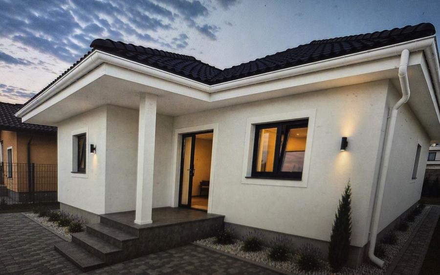 Casă cu 3 camere în Moșnița Nouă
