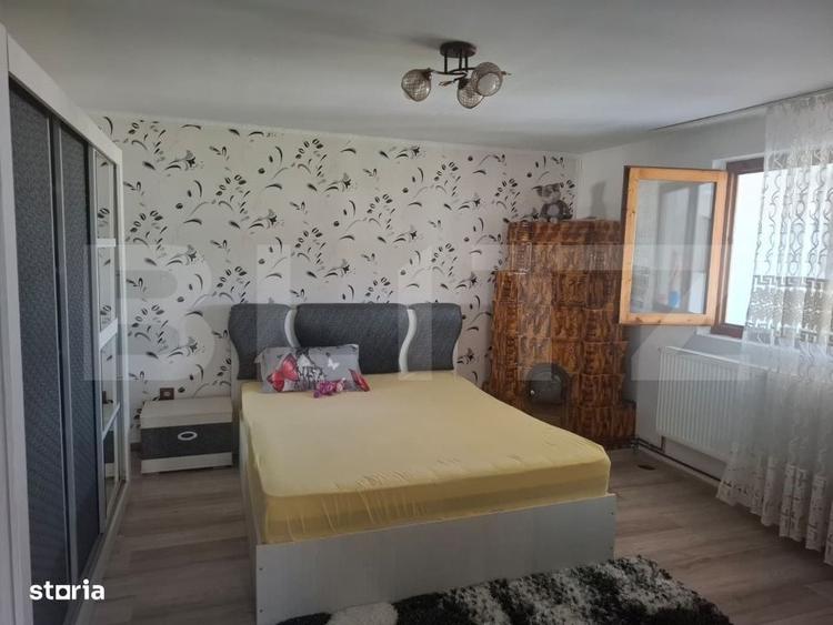 Casă cu 4 camere în Valea