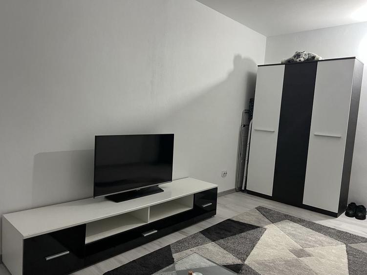 Inchiriere apartament 2 camere etajul 3 Sector 6, Piata Gorjului - 7