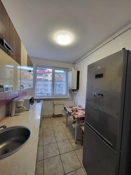 Apartament cu 2 camere decomandat în Cedonia