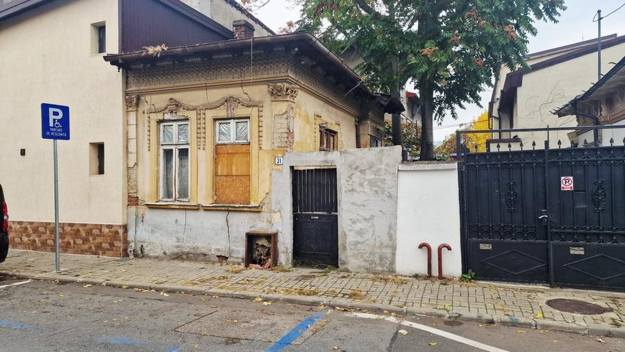 Casă individuală cu 2 camere cu Teren 65 Mp în Grivița