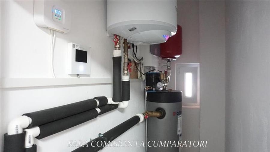 Casă individuală cu 3 camere cu Canalizare în Central