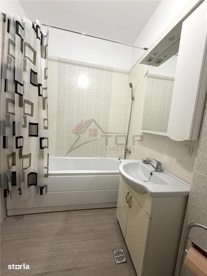 Apartament cu 3 camere decomandat în Cug