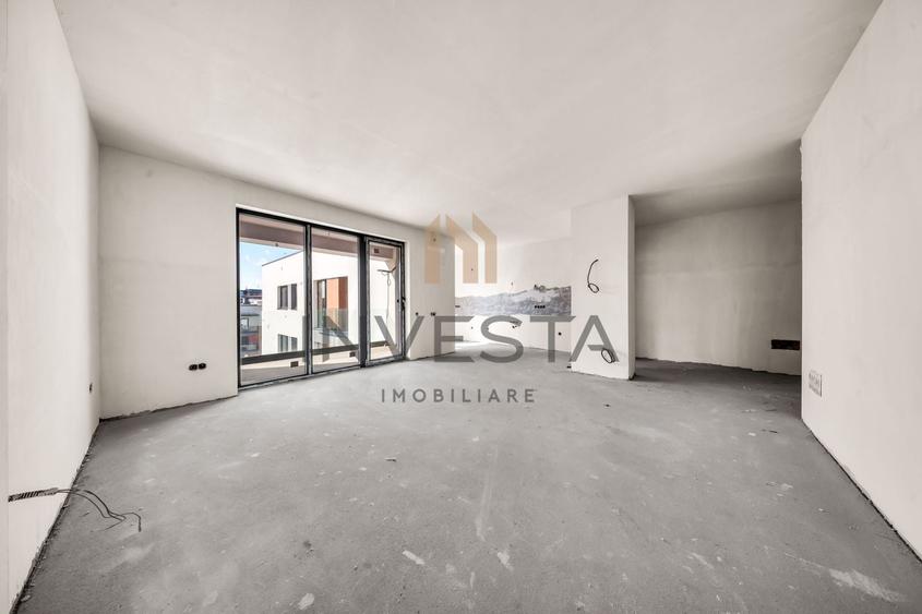 Apartament cu 3 camere semidecomandat în Andrei Mureșanu