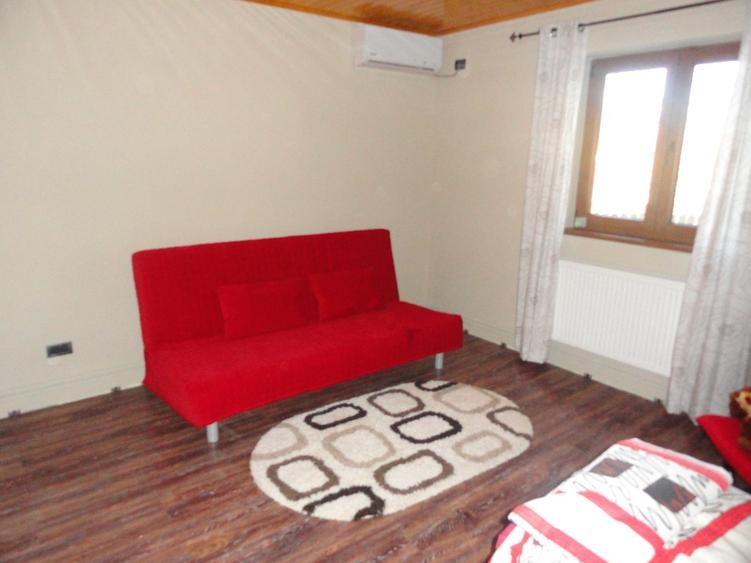 Casă individuală cu 3 camere cu Teren 600 Mp în Brănești