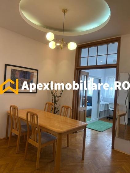 Apartament cu 3 camere semidecomandat, mobilat în Universitate