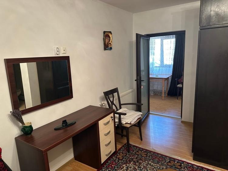 Spațiu comercial, de 2,550 mp, în Pietroșani